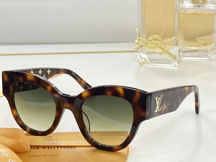 Louis Vuitton Sunglasses Top Quality LVS00260